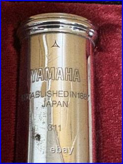 Yamaha Flute 311 with Cleaning Accessories and Carrying Bag Yamaha Flute 311 with Cleaning Accessories and Carrying Bag