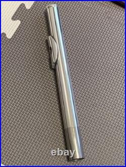 Yamaha Flute Head Pipe German Silver Silver-Plated Finish with Case Yamaha Flute Head Pipe German Silver Silver-Plated Finish with Case