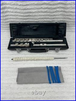 Yamaha Open Hole Professional Flute 365II with Hard Case (used)
