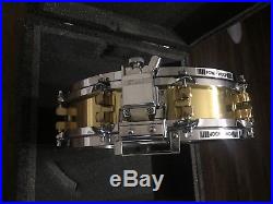 Yamaha SD493 Brass Piccolo 3.5x14 Snare Drum With Armadillo Hardcase