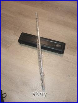 Yamaha Silver / Nickel 225SII Flute With Case