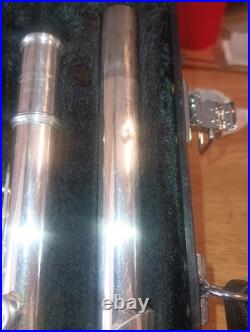 Yamaha Silver / Nickel 225SII Flute With Case