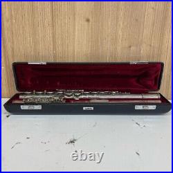 Yamaha YFL-311 Flute Nickel Silver with Hard Case Working Used Yamaha YFL-311 Flute Nickel Silver with Hard Case Working Used