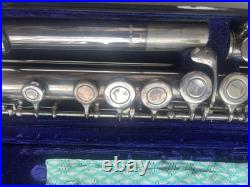 Yamaha YFL-31 Flute Silver Headjoint E-Mechanism Used with Precise Key Design Yamaha YFL-31 Flute Silver Headjoint E-Mechanism Used with Precise Key Design