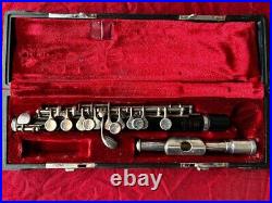 Yamaha YPC-32 Piccolo Musical Instrument with Nickel Silver with case