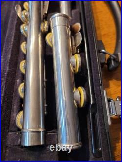 Yamaha (closed hole) Flute, Model YFL 22N-All NEW PADS-BEAUTIFUL